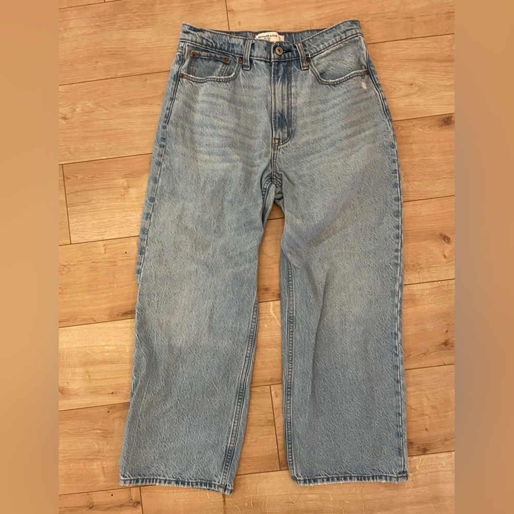 Abercrombie & Fitch The Loose High Rise Jeans size 27